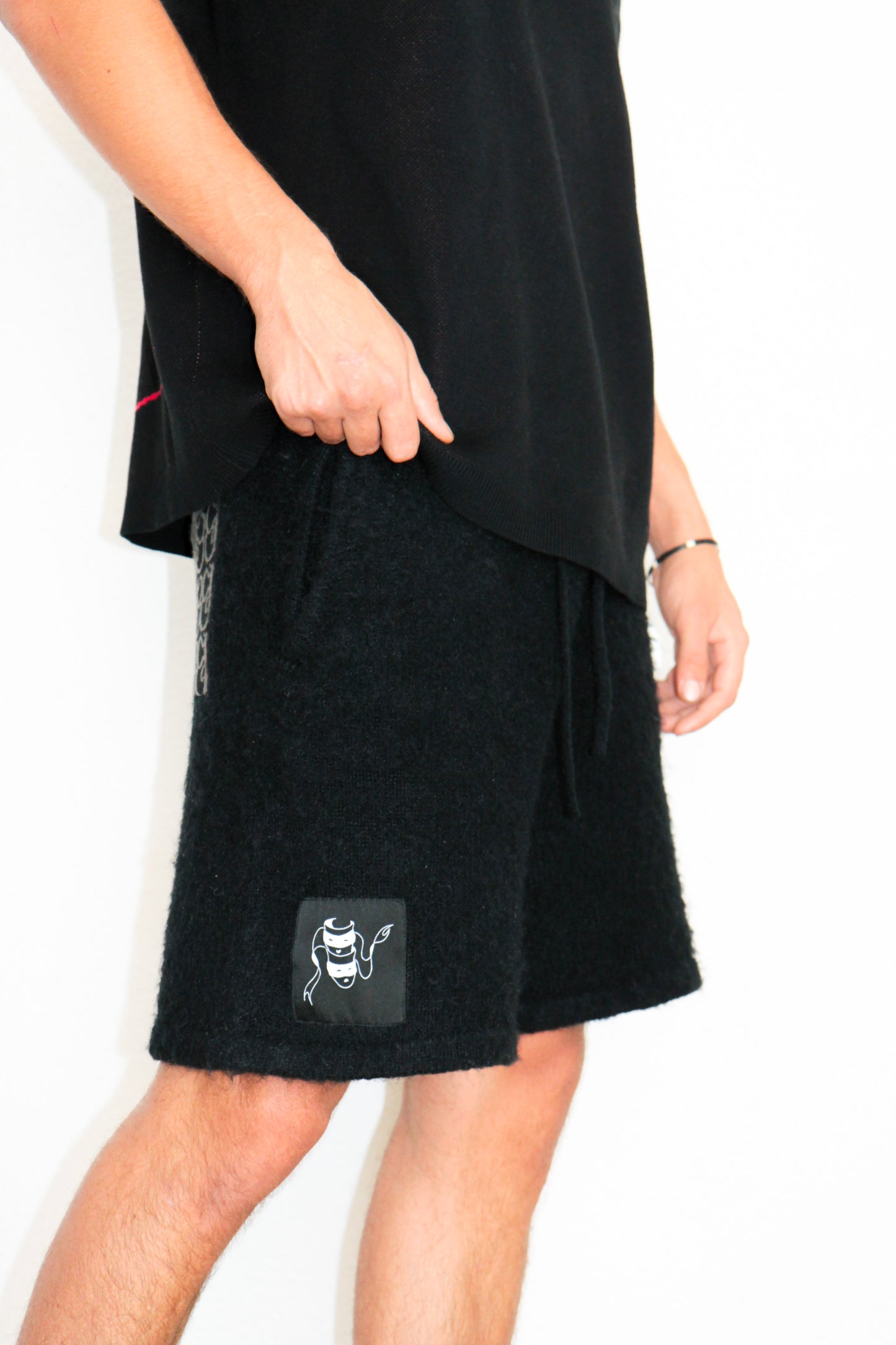Short Mohair Noir. BRAKO Couture.