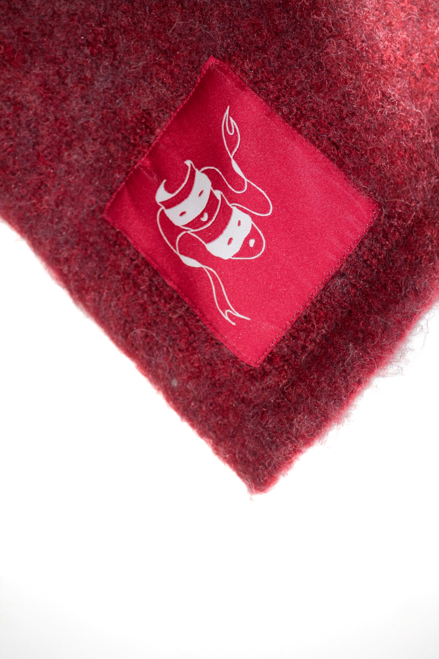 Short Mohair Rouge. BRAKO Couture.